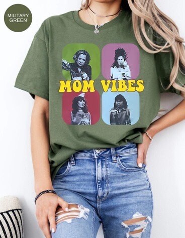 Retro Mom vibes Tshirt, Gift for mom